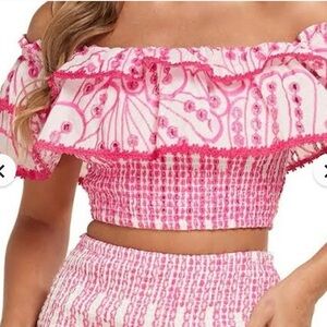 Lilly’s Kloset Pink Off the Shoulder Crop Ruffle Lace Top size Small